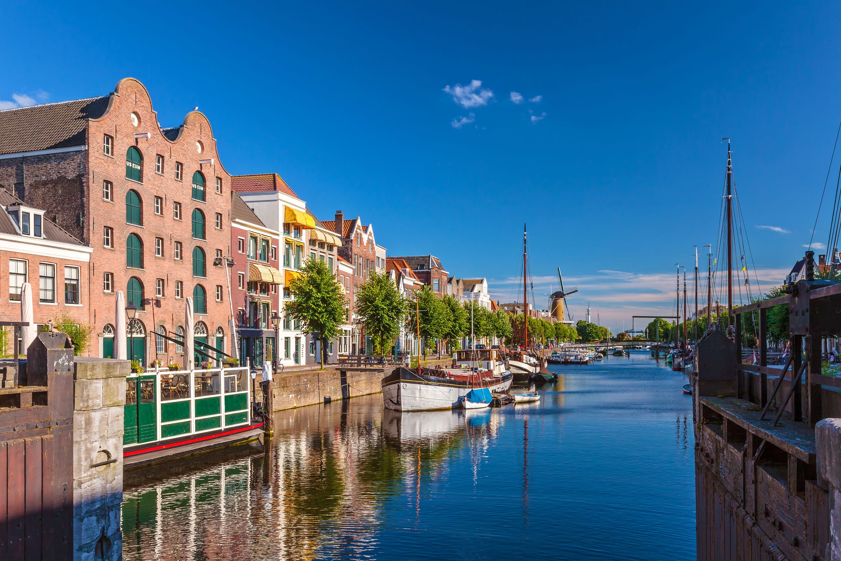 AdobeStock_67820501_Rotterdam_Niederlande_web.jpg